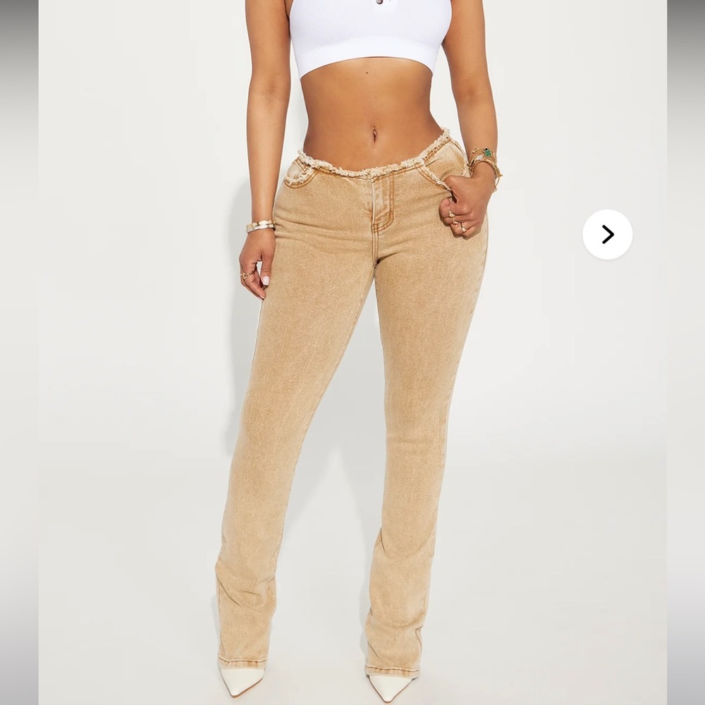 Highly Motivated Stretch Bootcut Jeans - Tan